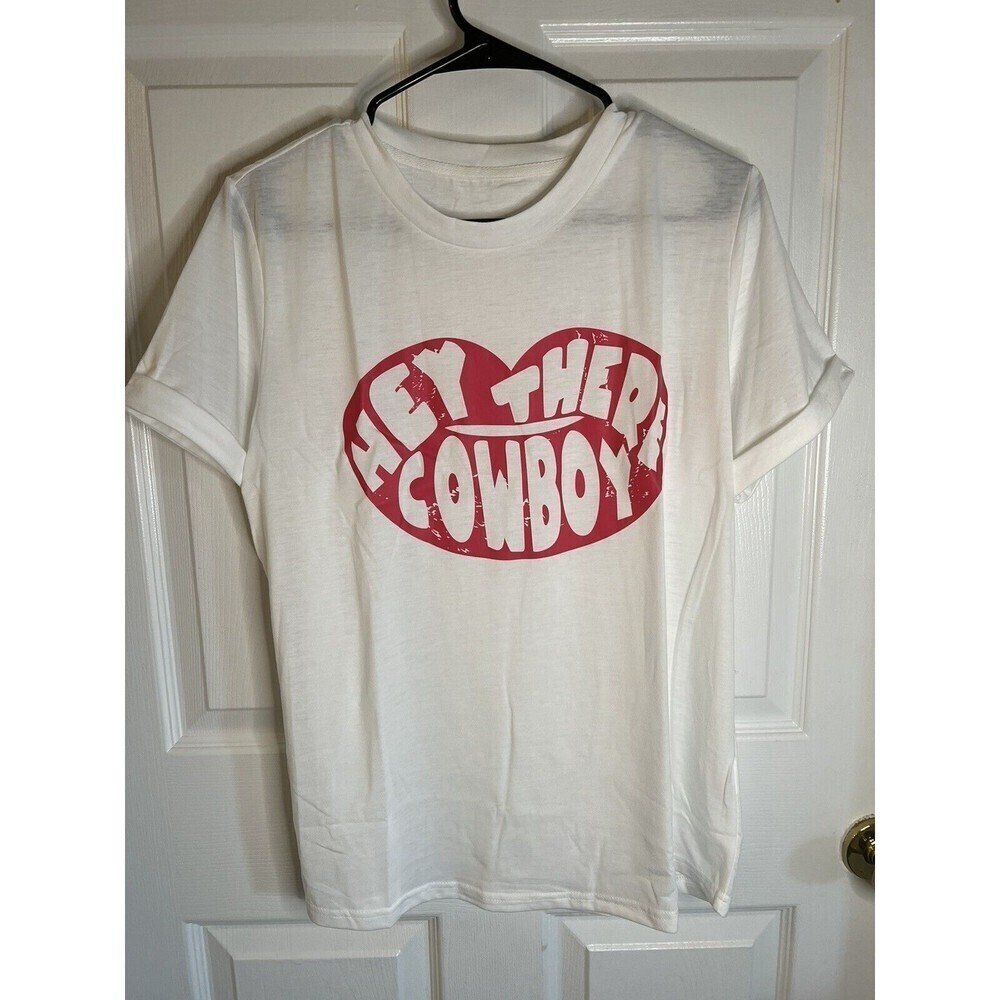 Women’s White Short Sleeve Graphic T-shirt ‘Hey There Cowboy’ Size Medium NWOT